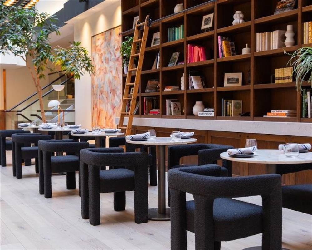 The Metcalfe Hotel Ottawa Lobby Empty Restaurant W