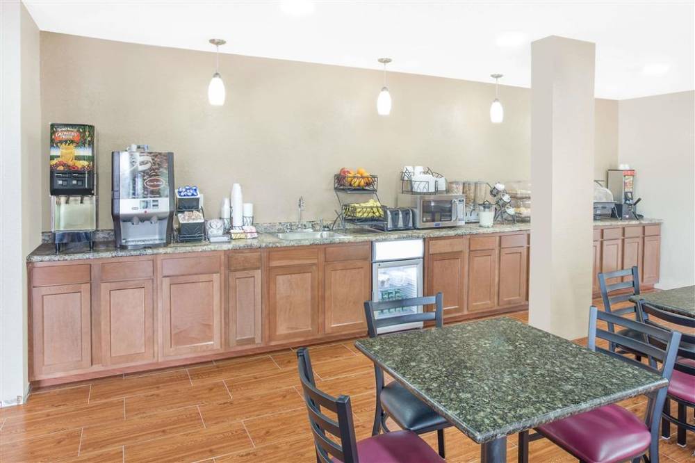 Microtel Inn & Suites By Wyndham Appleton 4