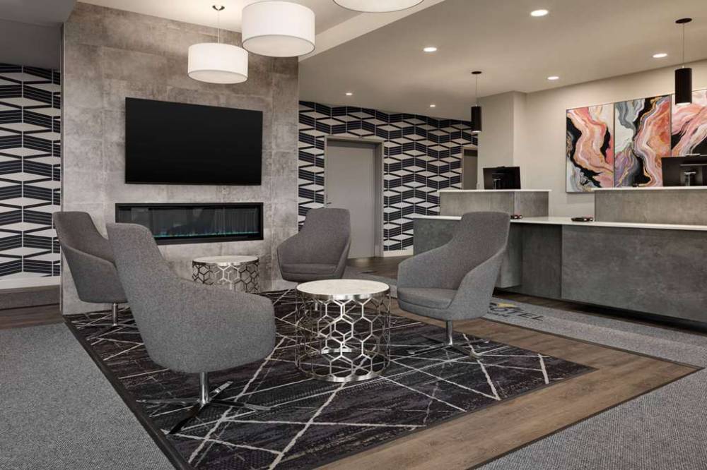 Microtel Inn & Suites By Wyndham Boisbriand 4