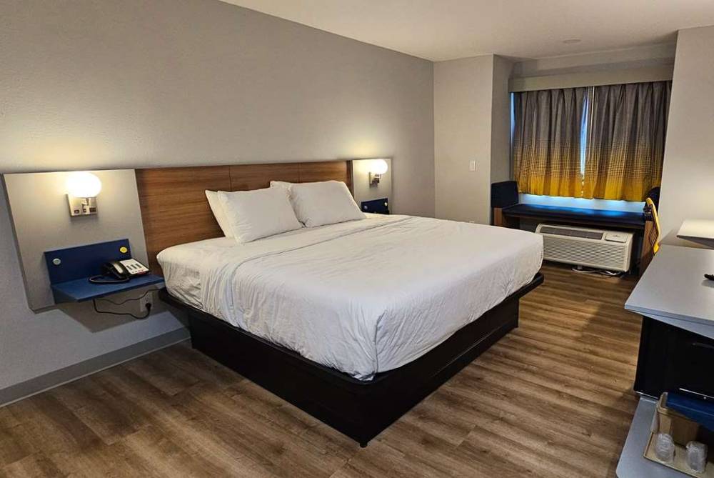 Microtel Inn & Suites By Wyndham Tulsa / Catoosa Route 66 5
