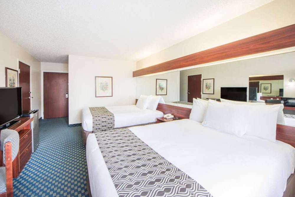 Microtel Inn & Suites By Wyndham Tulsa / Catoosa Route 66 4