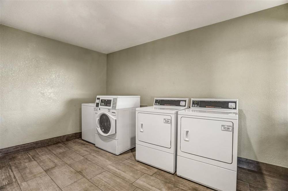 Motel 6 - Amarillo Airport  4