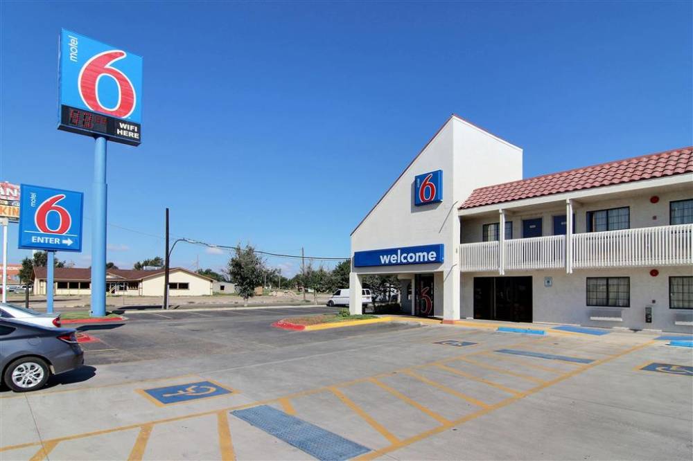 Motel 6 - Amarillo Airport  2