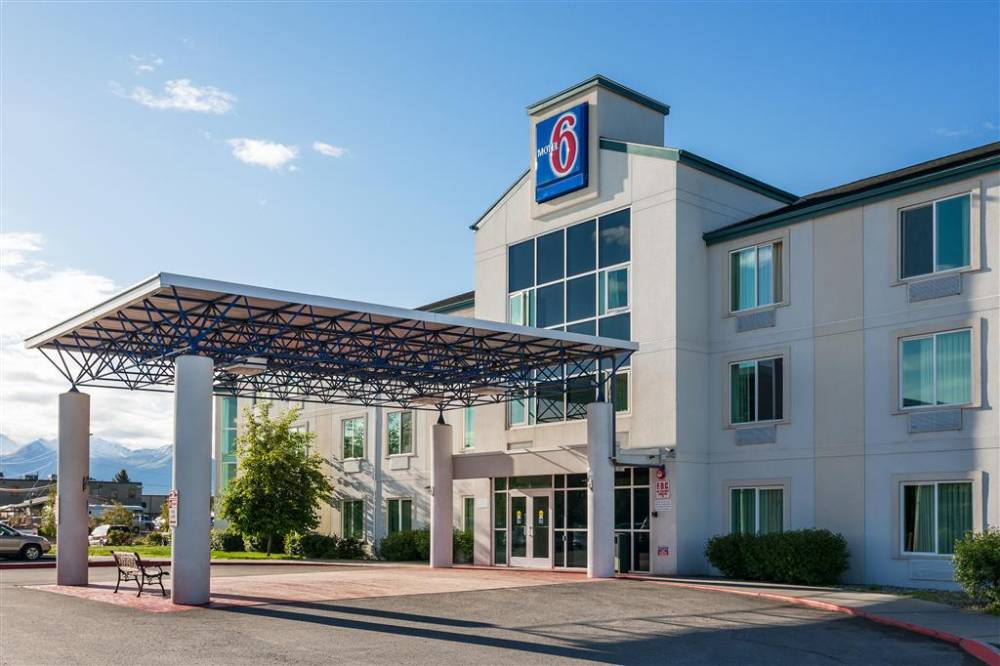 Motel 6 Anchorage - Midtown 3