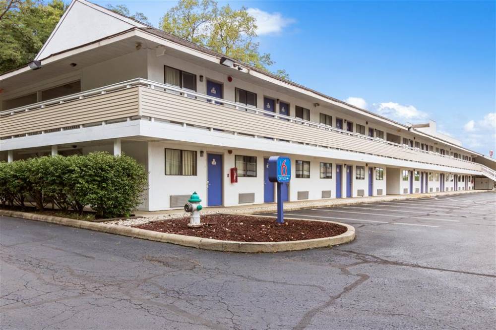 Motel 6 Dayton 3