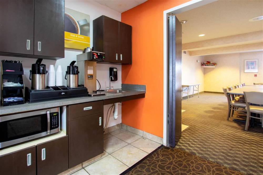 Motel 6 El Paso - Southeast 7
