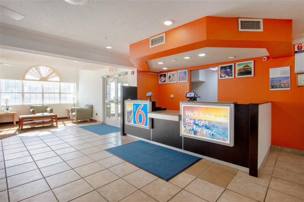 Motel 6 El Paso - Southeast 3
