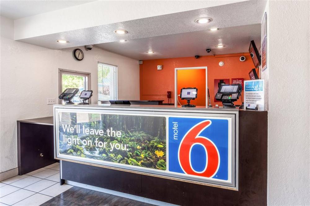Motel 6 Sacramento Downtown 2