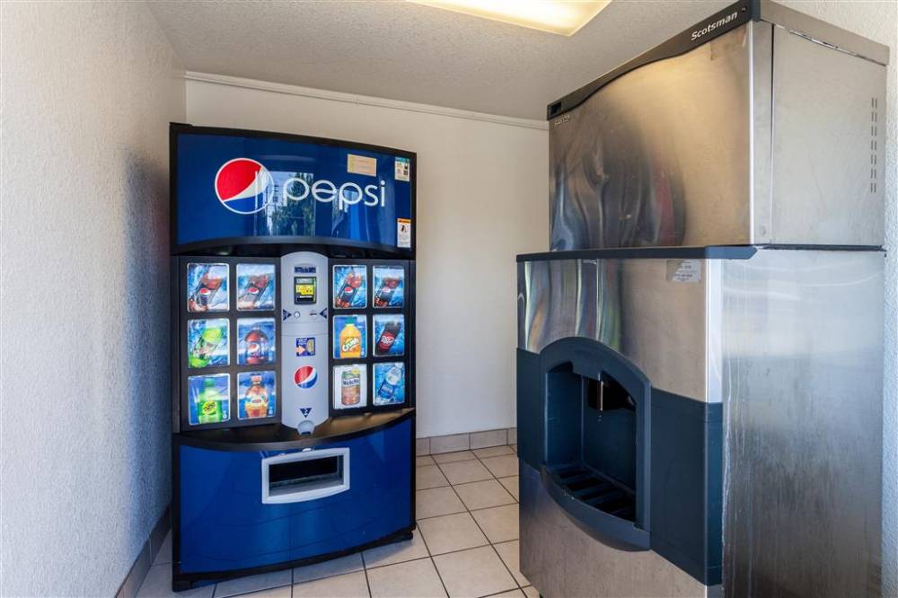 Motel 6 Sacramento Downtown 3