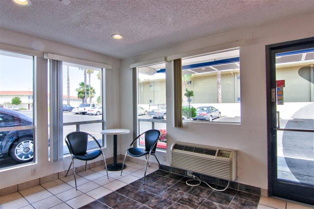 Motel 6 Sacramento West 2