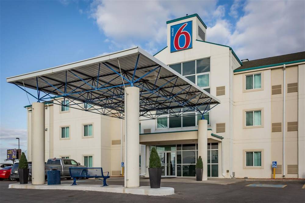 Motel 6 Saskatoon Sk 2