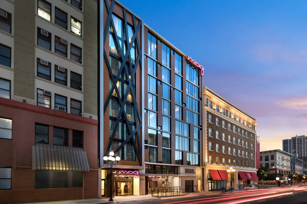 Moxy San Diego Downtown Gaslamp Quarter 4