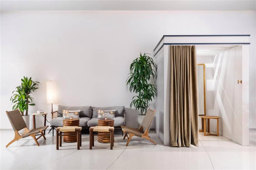 Nautilus Sonesta Miami Beach 10
