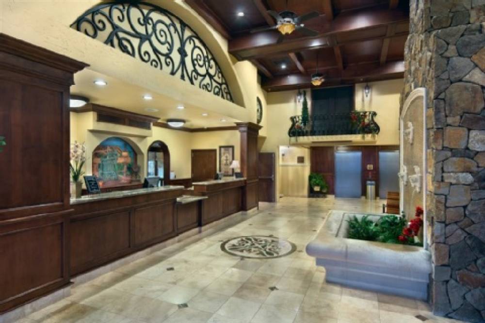 Oxford Suites Boise 6