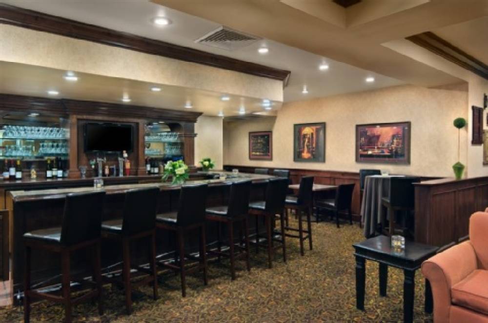 Oxford Suites Boise 5