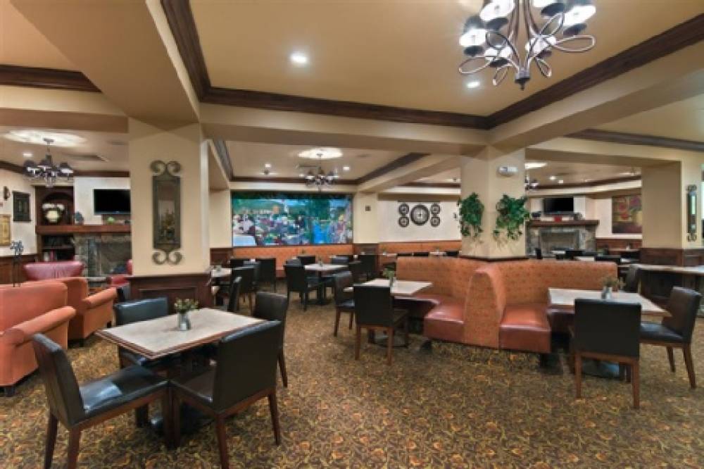 Oxford Suites Boise 8