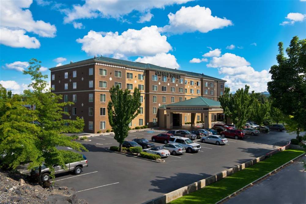 Oxford Suites Spokane 2