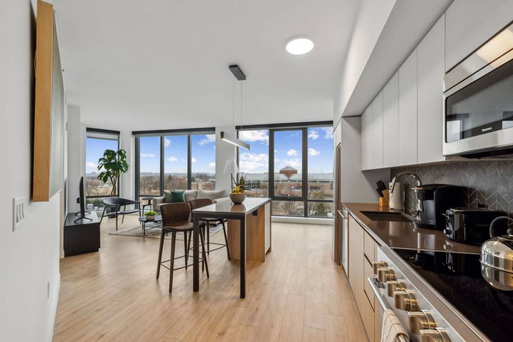 Placemakr Buzzard Point 7