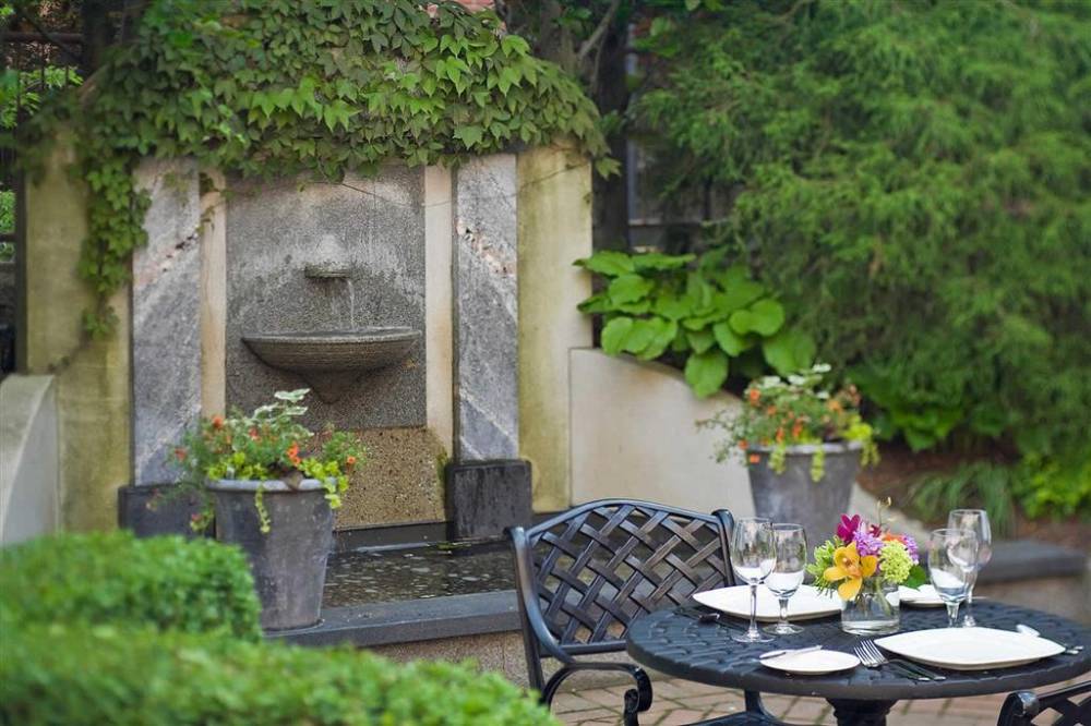 Portland Harbor Hotel 6