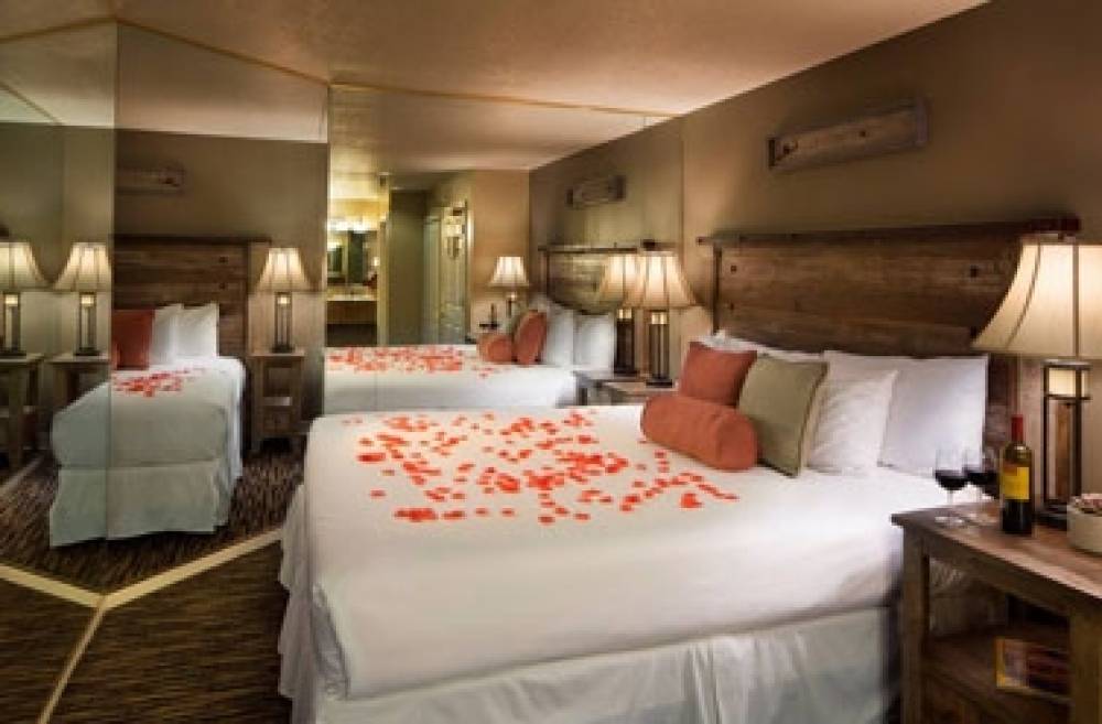 Postmarc Hotel And Spa Suites 3
