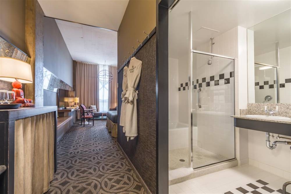 Proximity Hotel 3