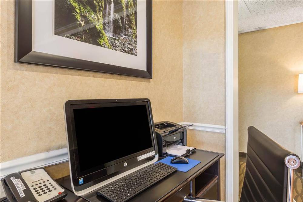 Quality Inn Alcoa Knoxville 5