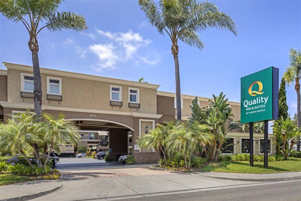 Quality Inn And Suites Anaheim Maingate 2