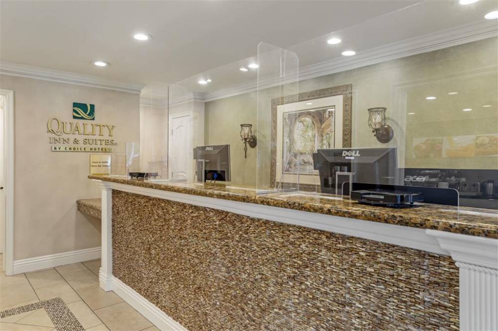 Quality Inn And Suites Anaheim Maingate 4