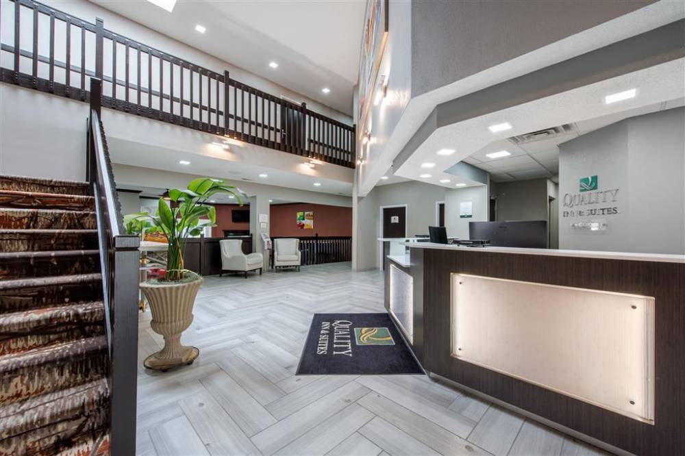 Quality Inn And Suites Brownsburg - Indi 3