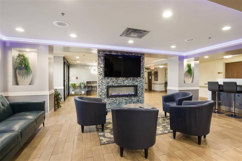 Quality Inn And Suites Cvg Airport 4