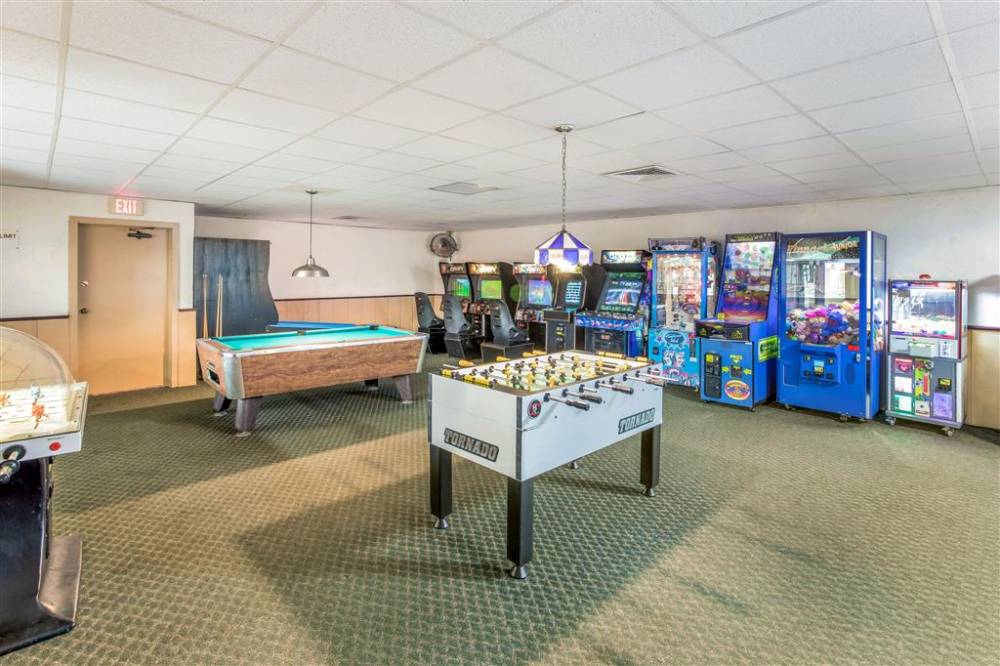 Quality Inn And Suites Downtown 3