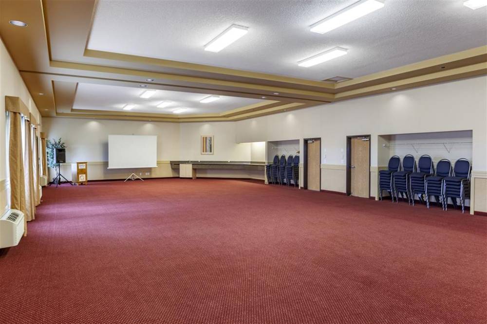 Quality Inn And Suites Edmonton Intl Air 4