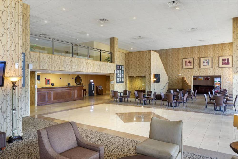 Quality Inn And Suites - Greensboro-high 9