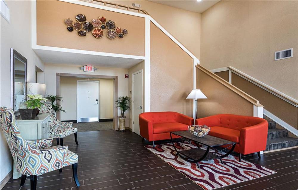 Quality Inn And Suites Heritage Park 4