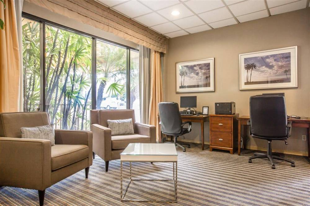 Quality Inn And Suites Hermosa Beach 6