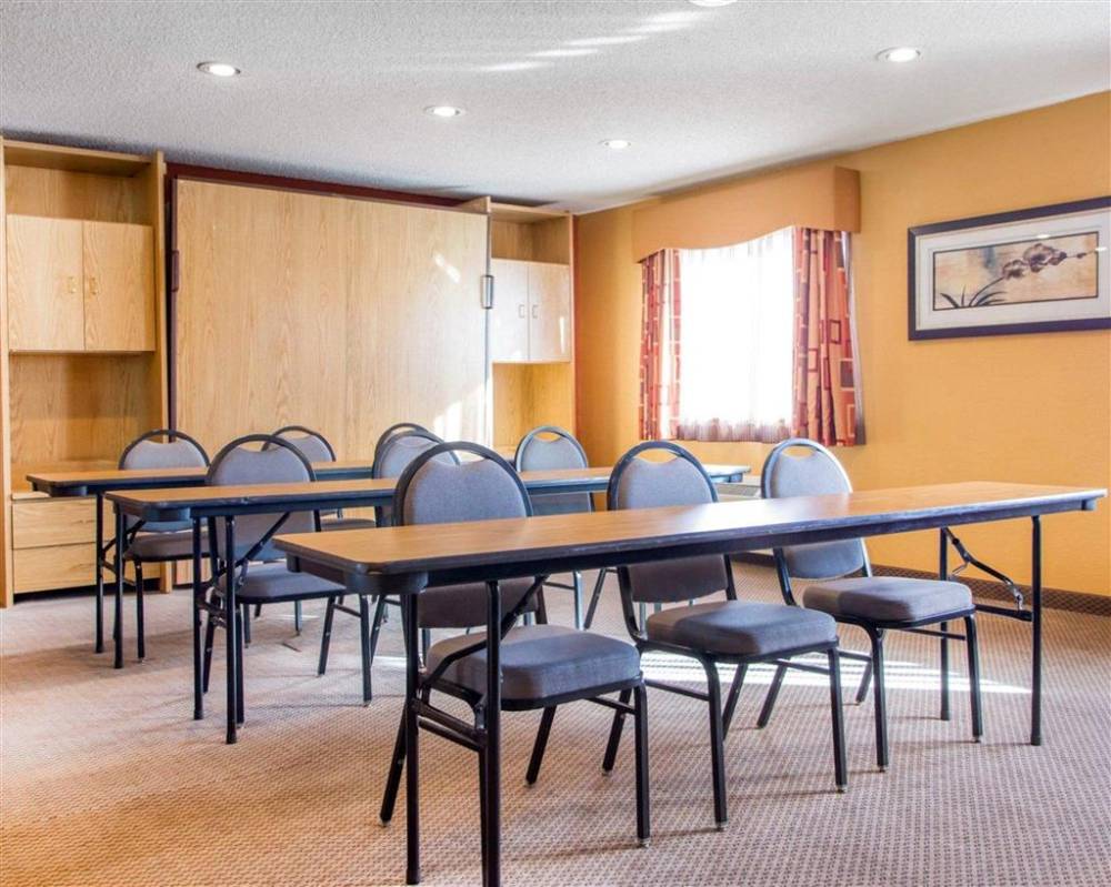 Quality Inn And Suites 3