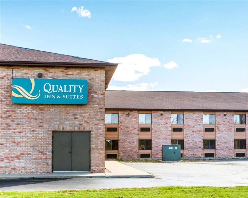 Quality Inn And Suites 2