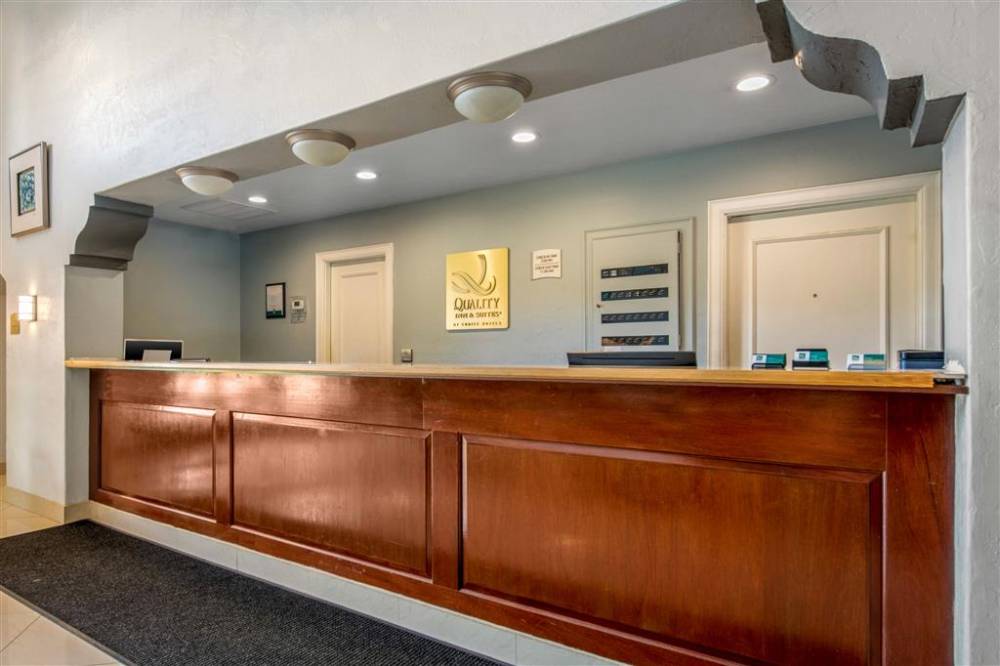 Quality Inn And Suites 4