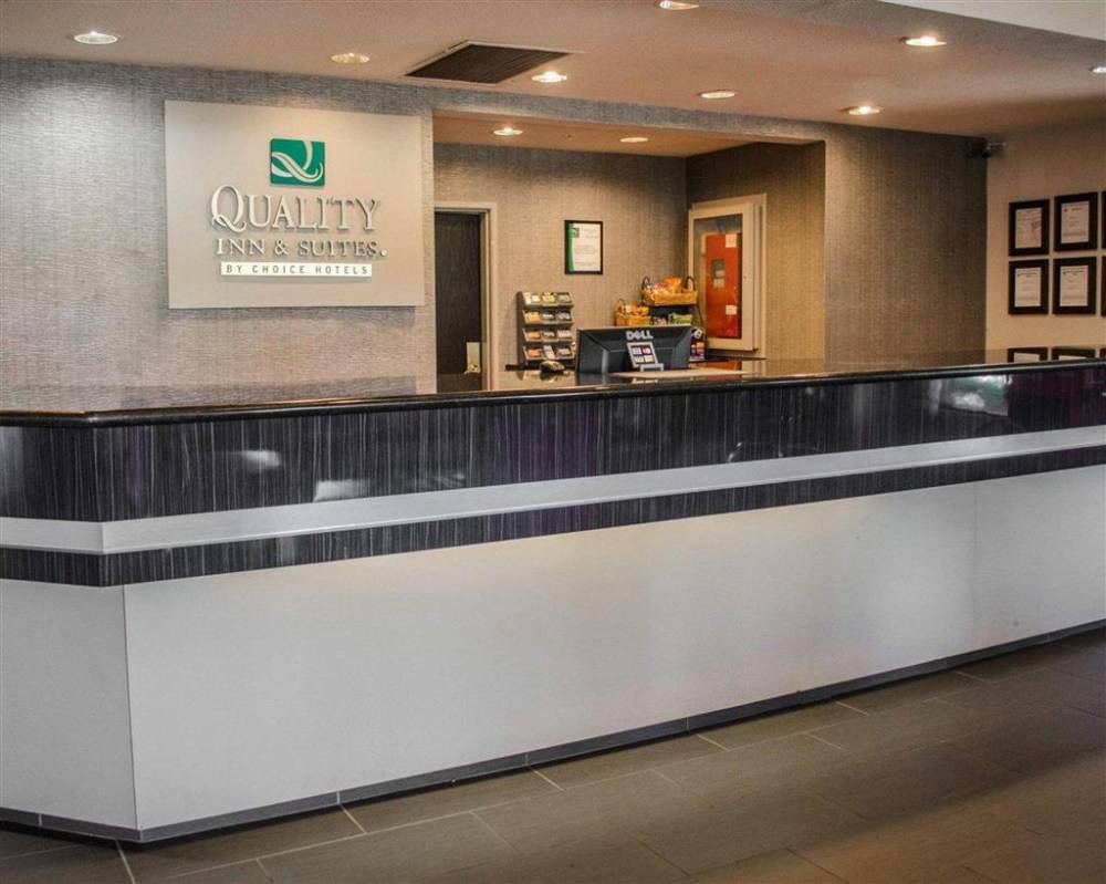 Quality Inn And Suites 7