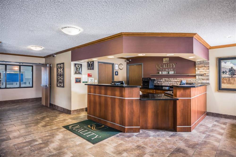 Quality Inn And Suites 4