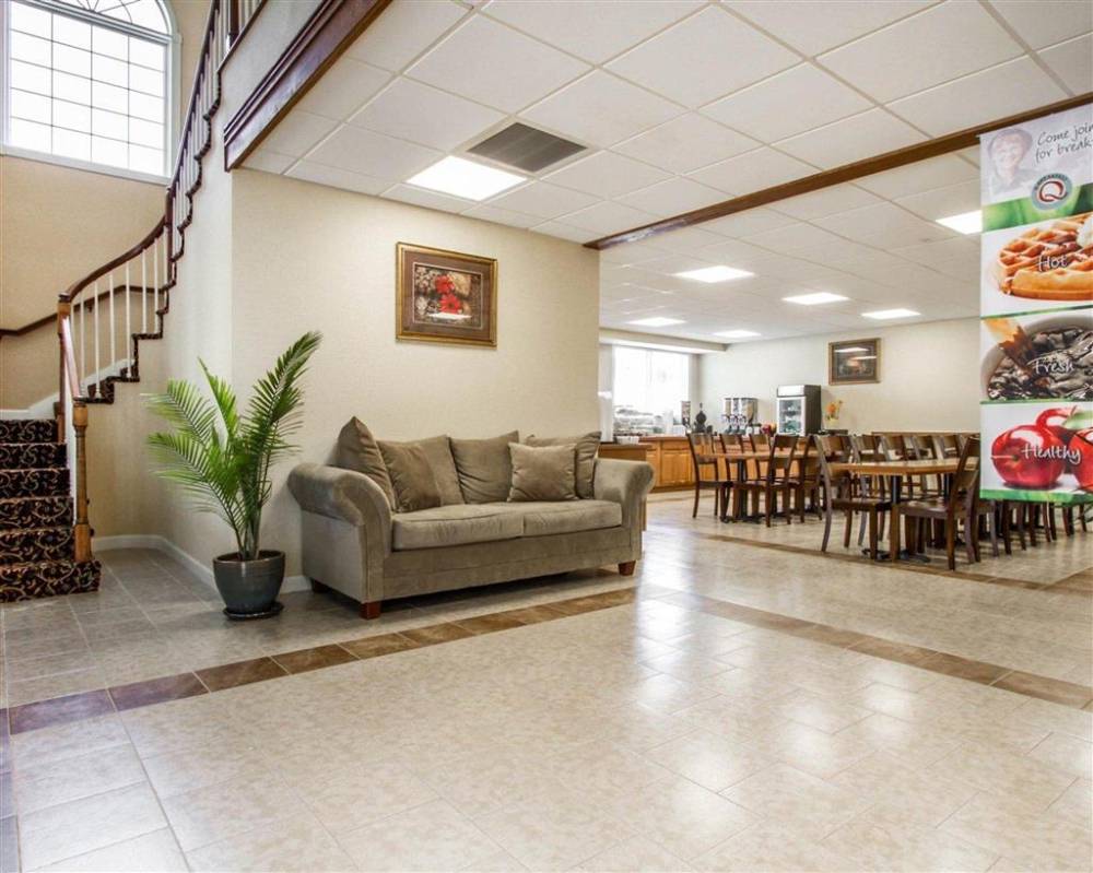 Quality Inn And Suites 4