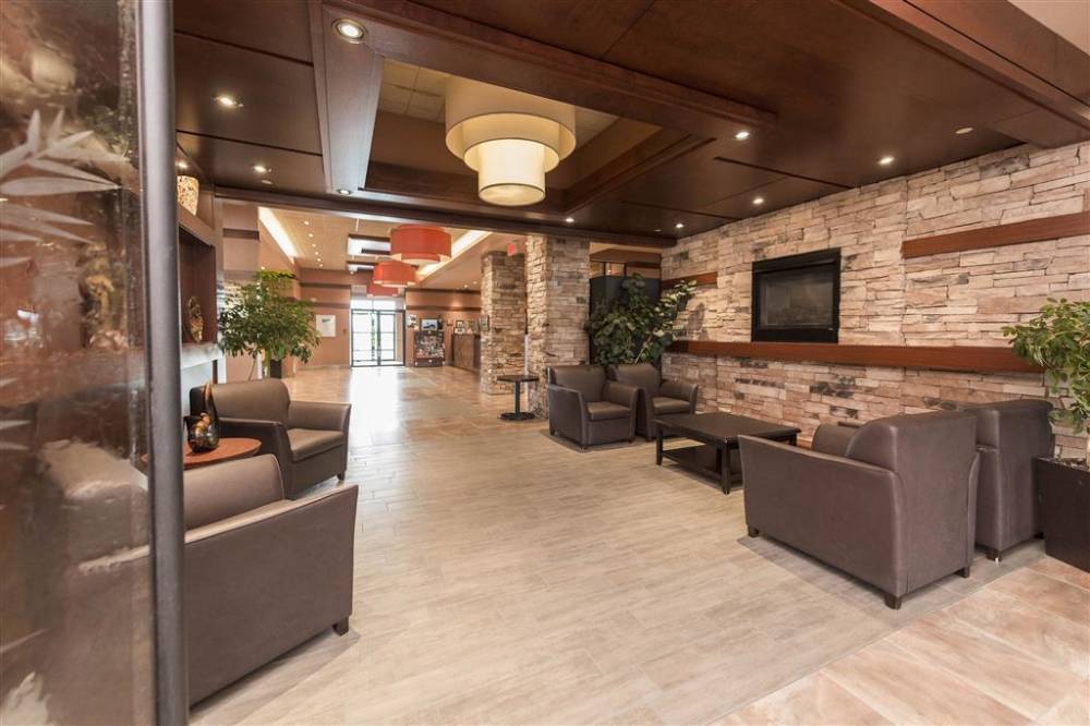 Quality Inn And Suites 2