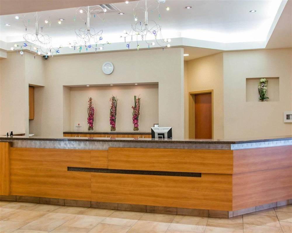 Quality Inn And Suites 2