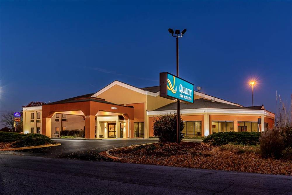 Quality Inn And Suites Southport 3