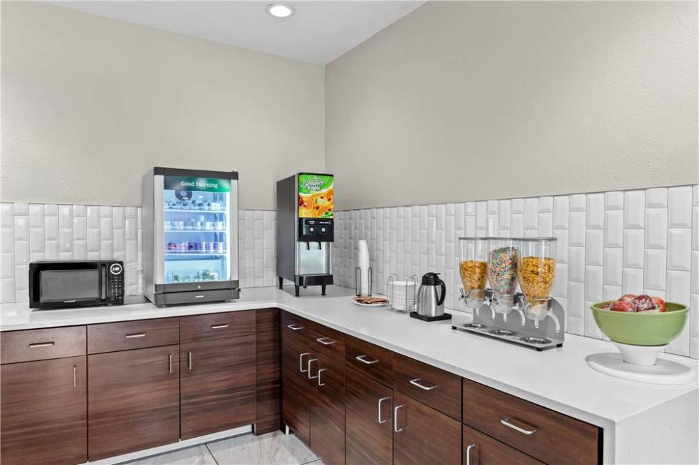 Quality Inn And Suites Sunport Airport Albuquerque 7