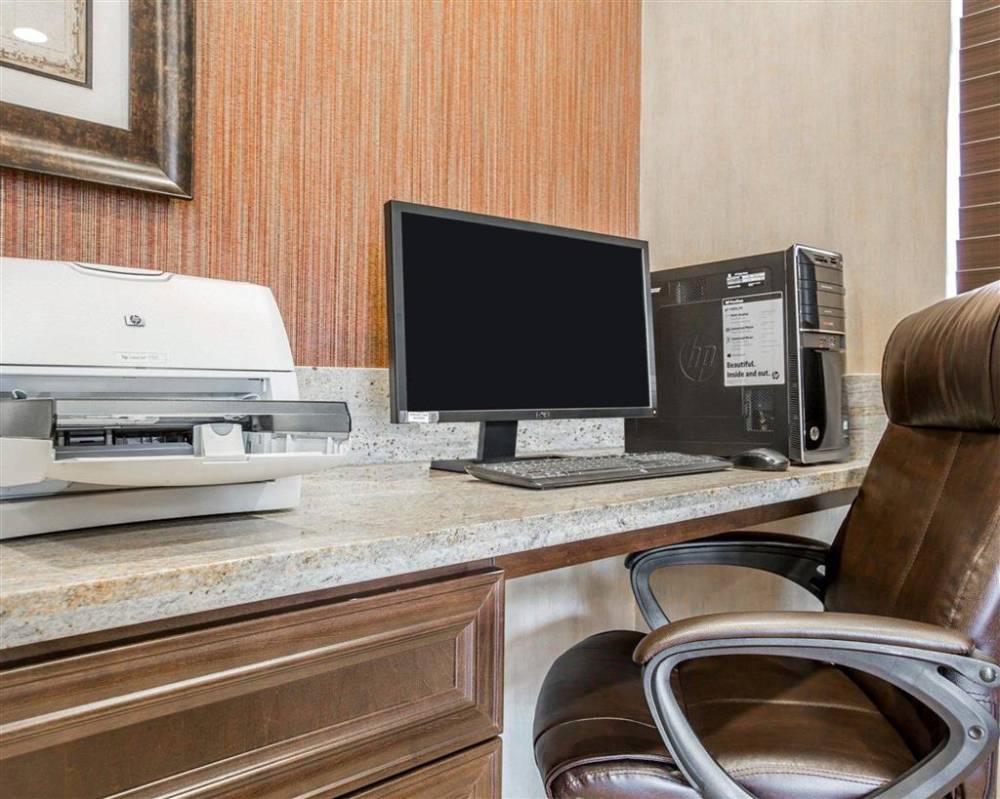 Quality Inn And Suites Woodland - Sacram 7