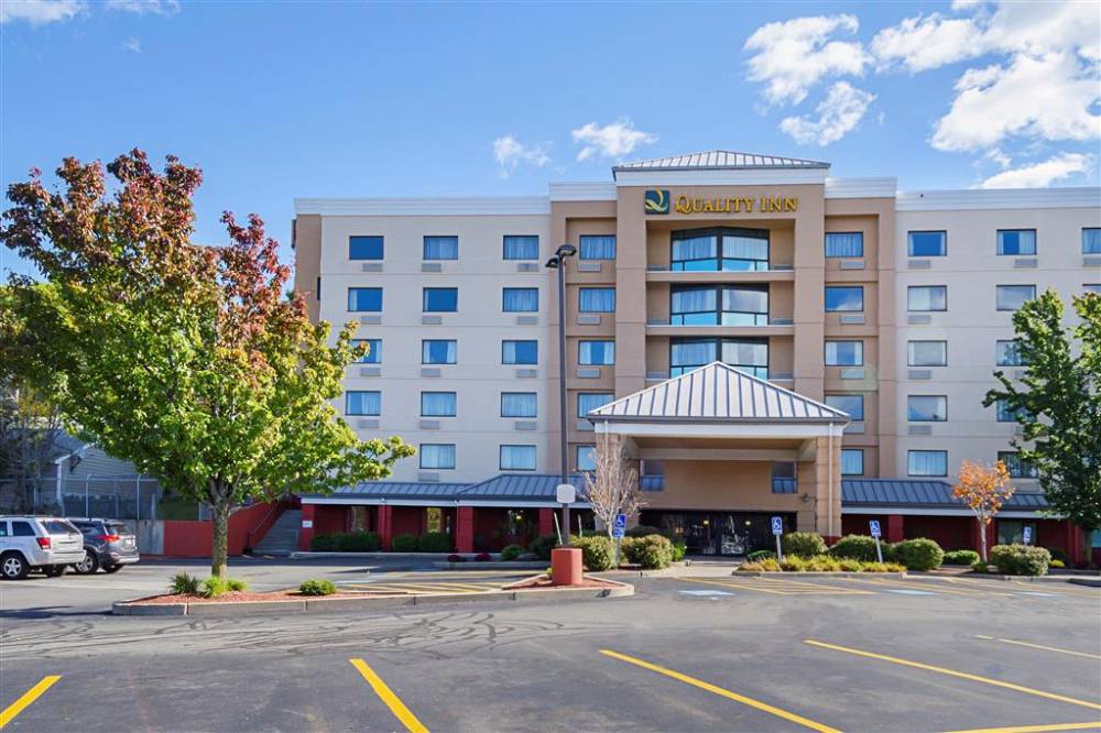 Quality Inn Boston-revere 2