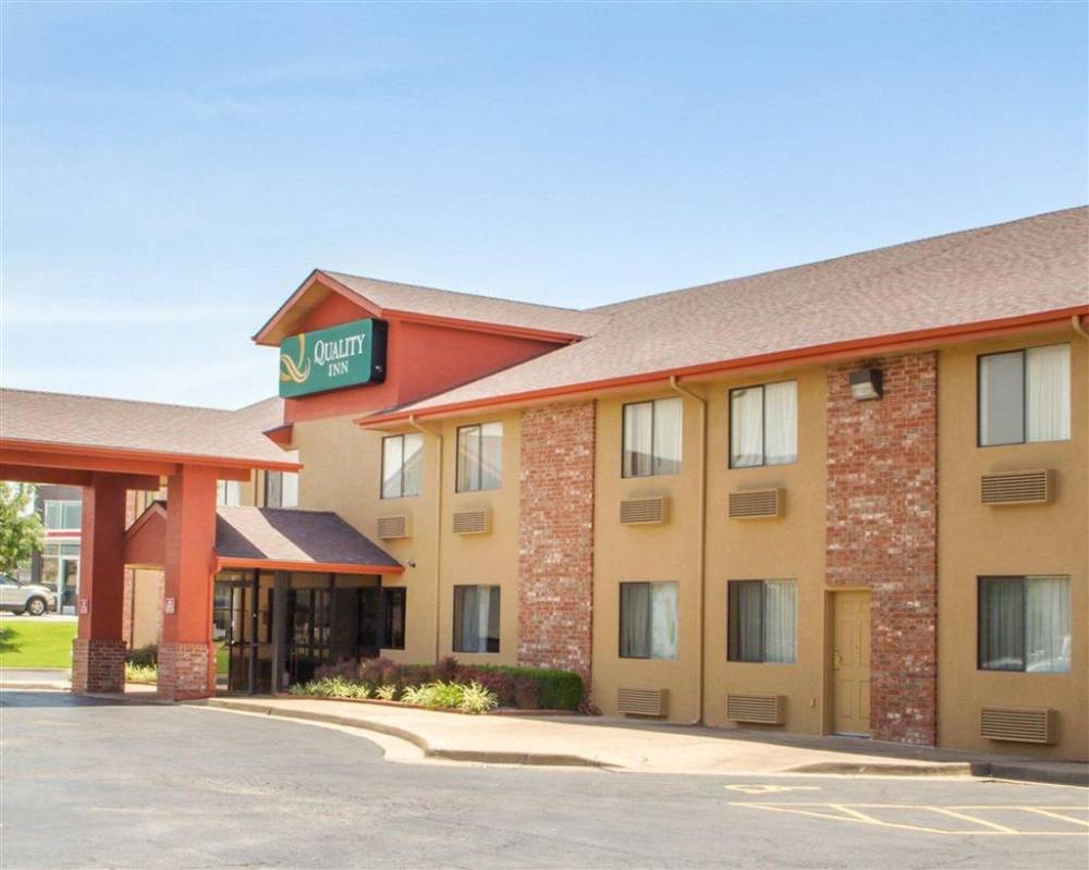 Quality Inn Broken Arrow - Tulsa 3