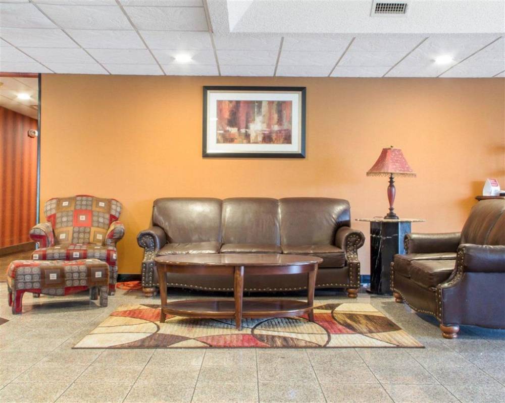 Quality Inn Broken Arrow - Tulsa 4