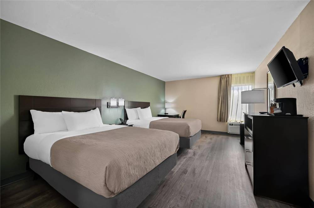 Quality Inn Fort Myers Cape Coral 8